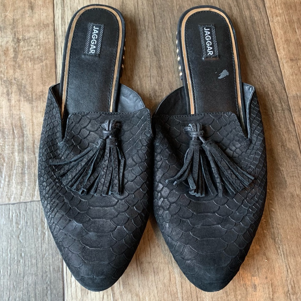 Jaggar black reptile print gold stud tassel top mule